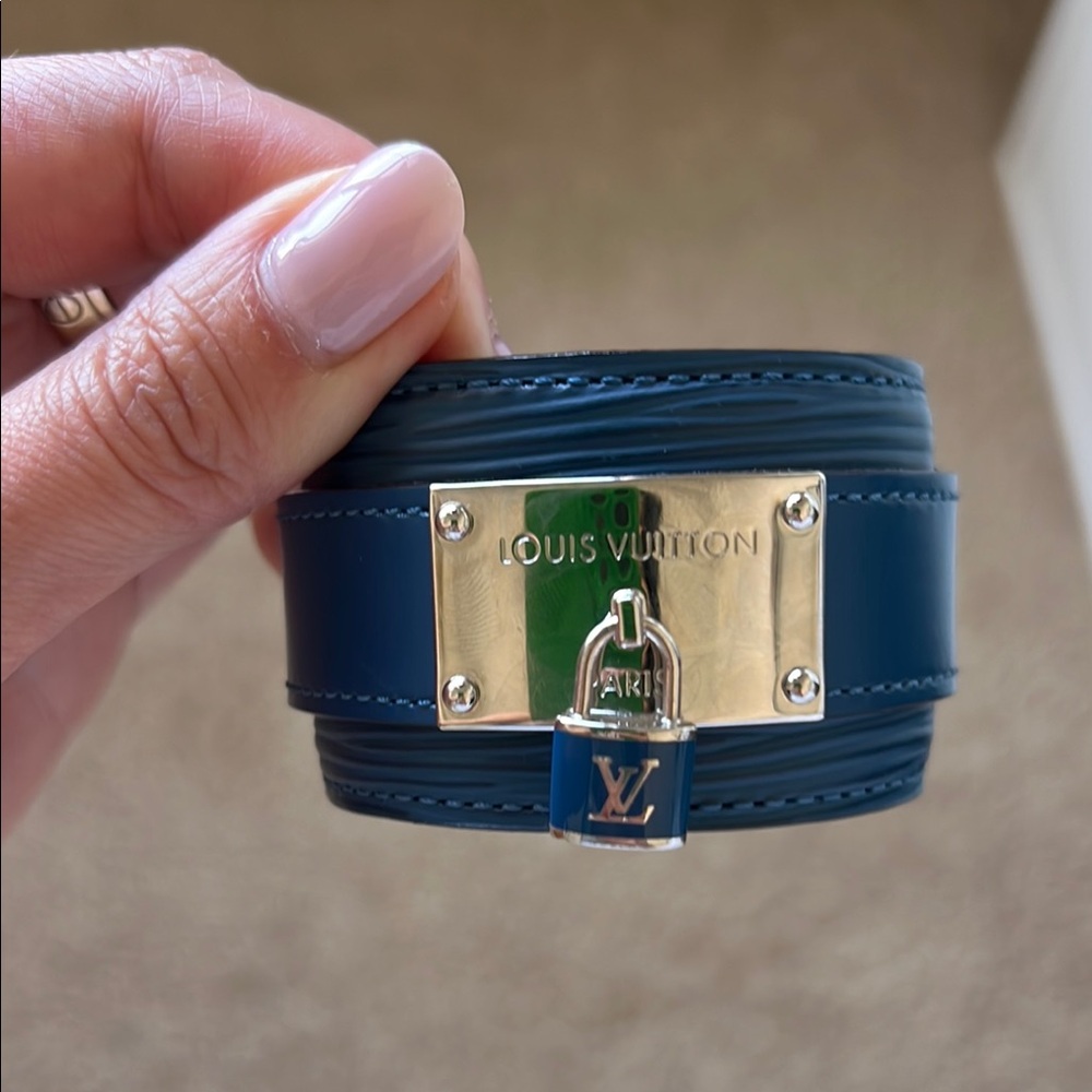 Louis Vuitton Teal Leather Cuff - Picture 3 of 6